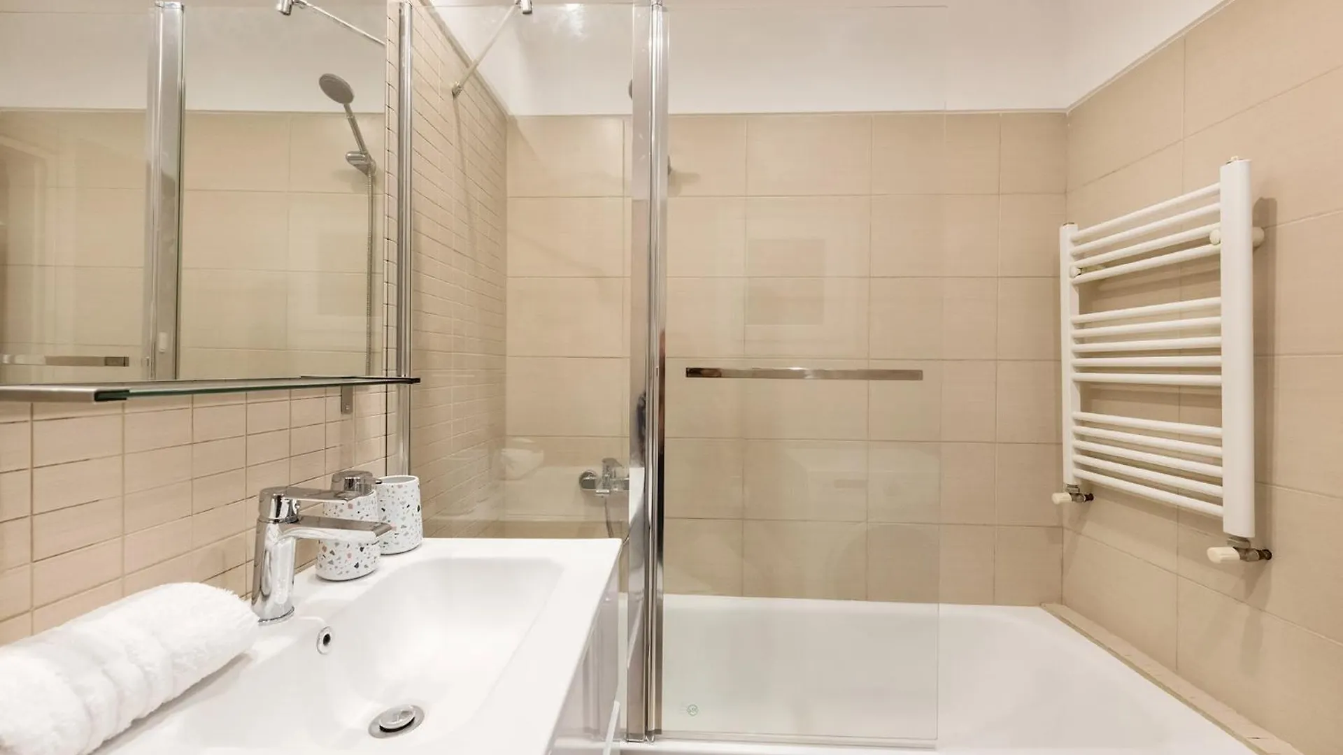 Portoseaview Apartments A Svolou 53 Thessaloniki